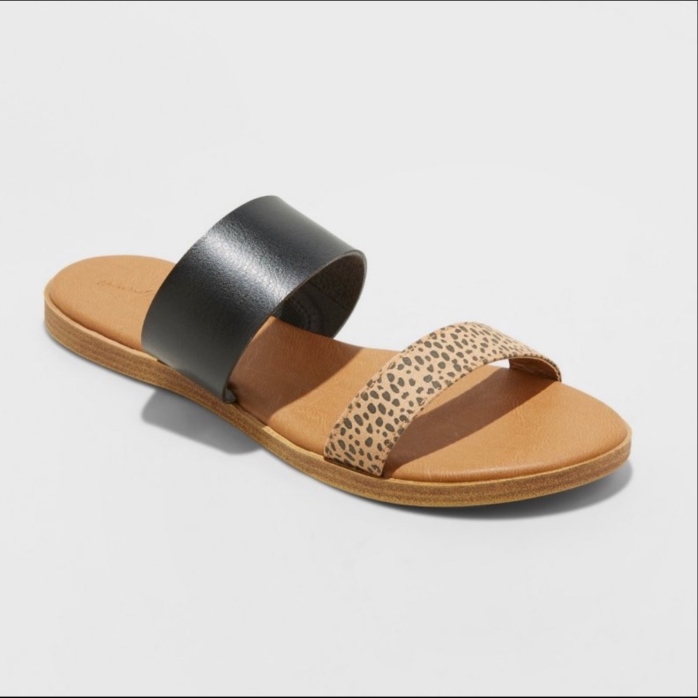 Universal Thread Torri Sandals- New without tags